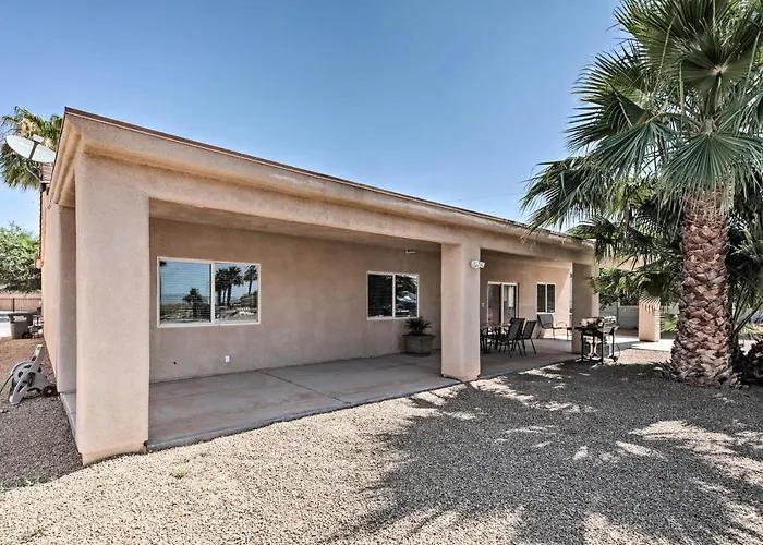 Sun-soaked Colorado River Haven - Walk To Beaches! Ferienhaus