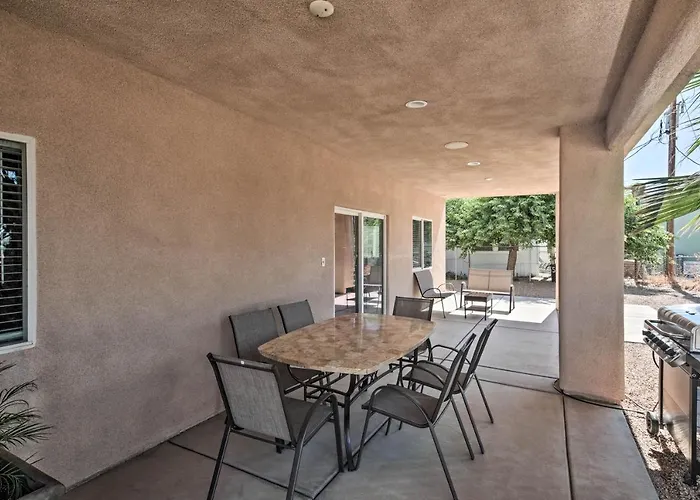 Sun-soaked Colorado River Haven - Walk To Beaches! * Mohave Valley